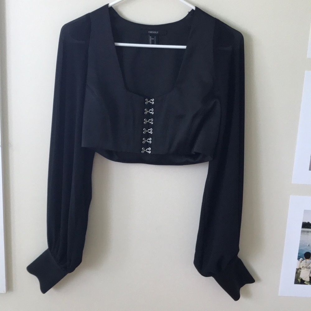 Black Forever 21 crop top